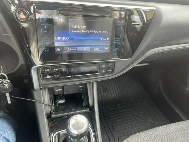 Toyota Corolla 1.6 benzyna polski salon