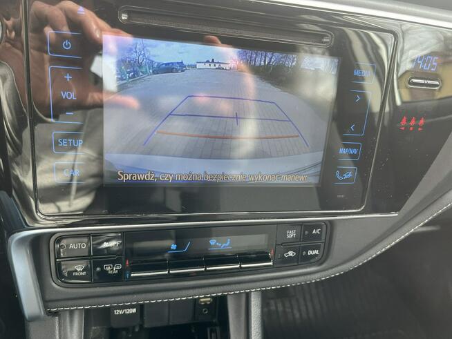 Toyota Corolla 1.6 benzyna polski salon