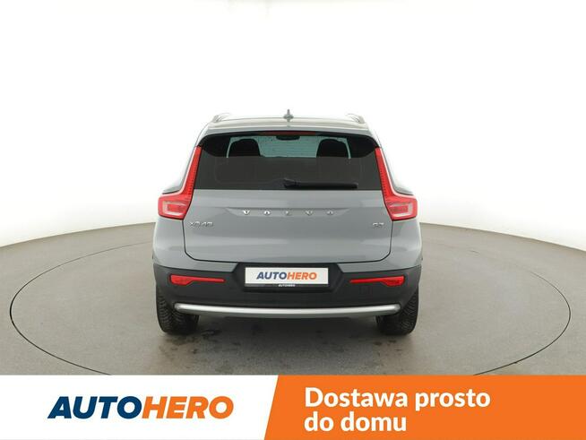Volvo XC 40 FV23 2.0 B4 Core Automat Tempomat Grzana Kierownica Fotele Kamera LED