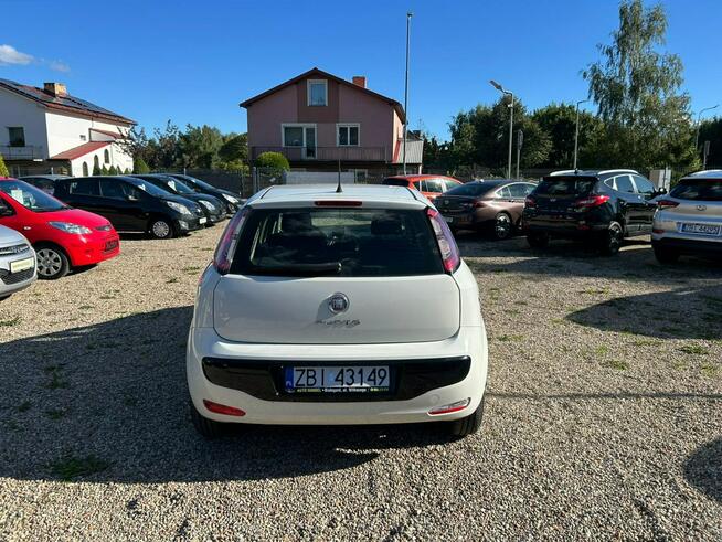 Fiat Grande Punto 2011 rok 1.2 Benzyna 69 KM Zarejestrowany w Polsce