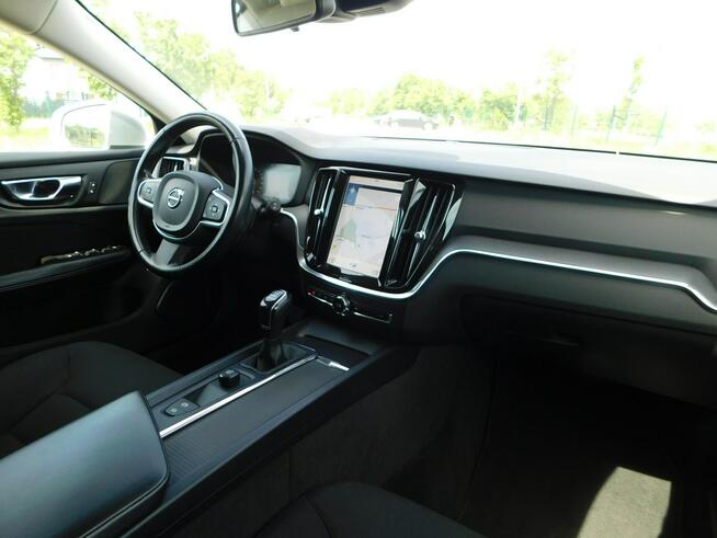 Volvo V60 z Gwarancją_12 Miesięcy_Model=2021r