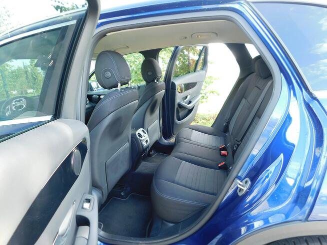 Mercedes GLC 200 z Gwarancją Kamera Fotele Podgrzewane Model 2022