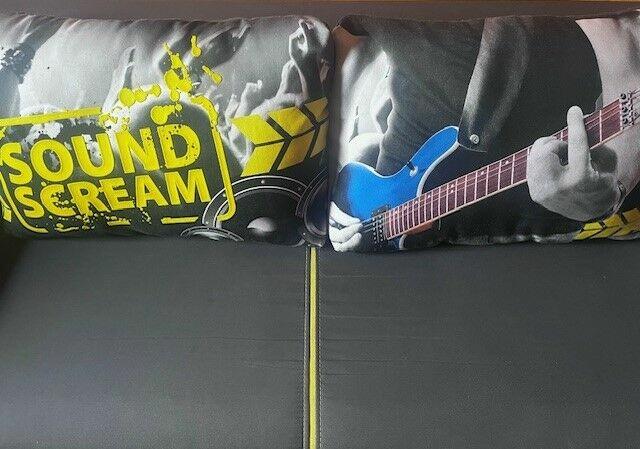 Rozkładana sofa młodzieżowa