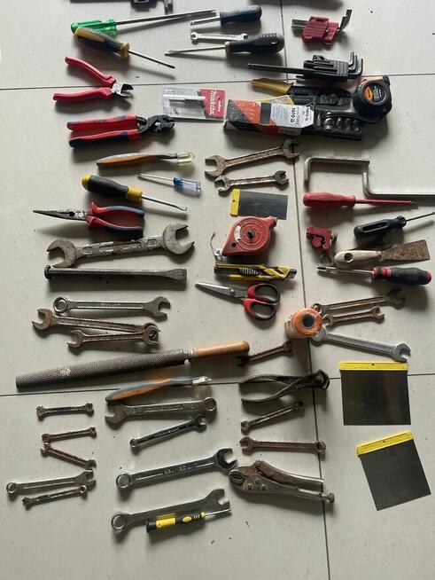 Narzędzia i skrzynki