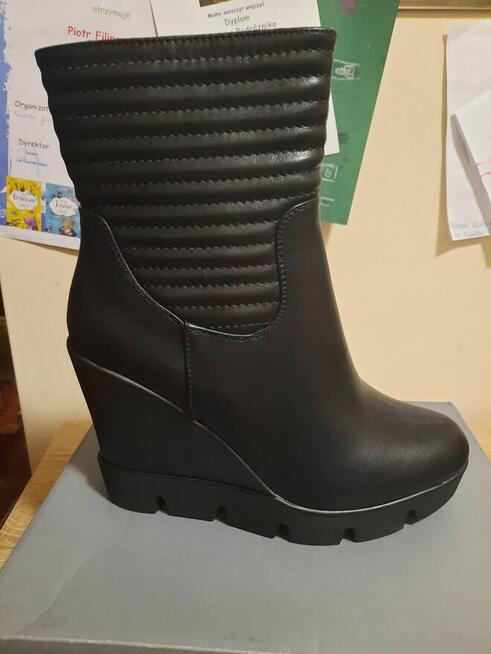 Botki koturny z misiem