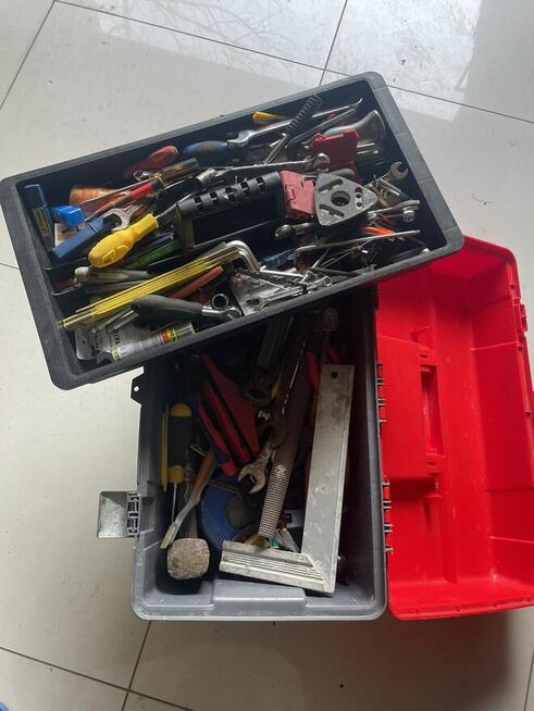 Narzędzia i skrzynki