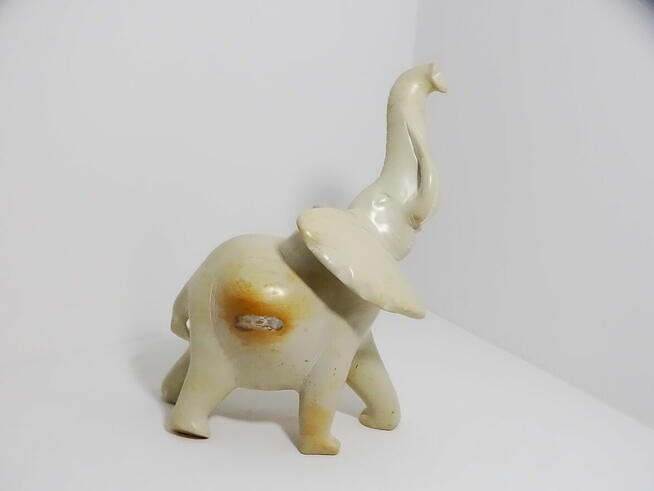 Bardzo realistyczna figurka dużego słonia 32 cm misternie rz