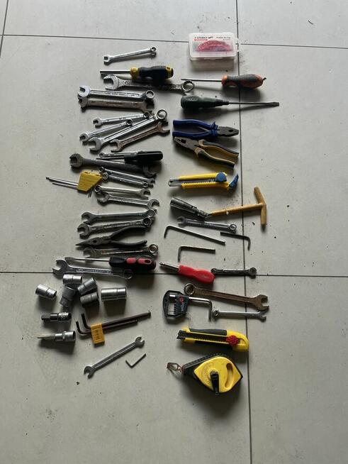 Narzędzia i skrzynki