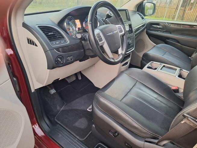 Chrysler Town & Country