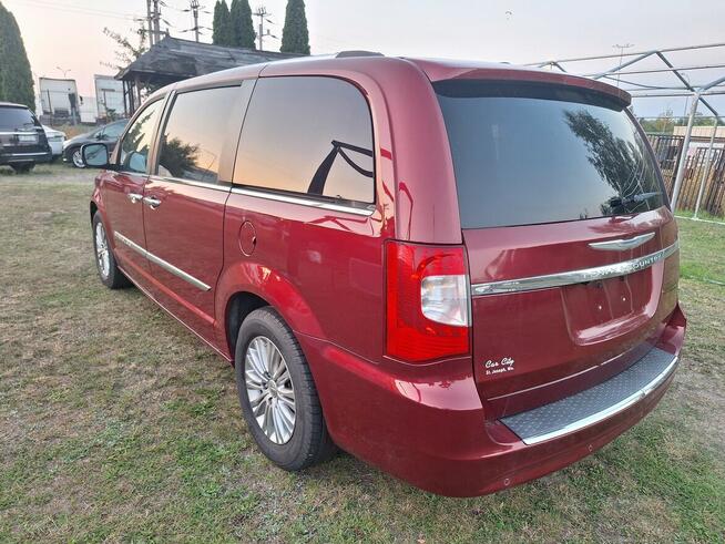 Chrysler Town & Country