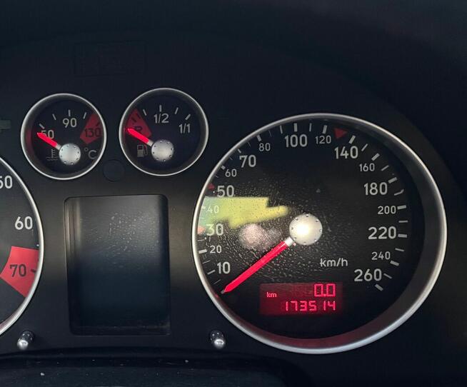 AUDI TT - KRAKOW - OKAZJA - ZADBANE AUTO + MAŁY PRZEBIEG