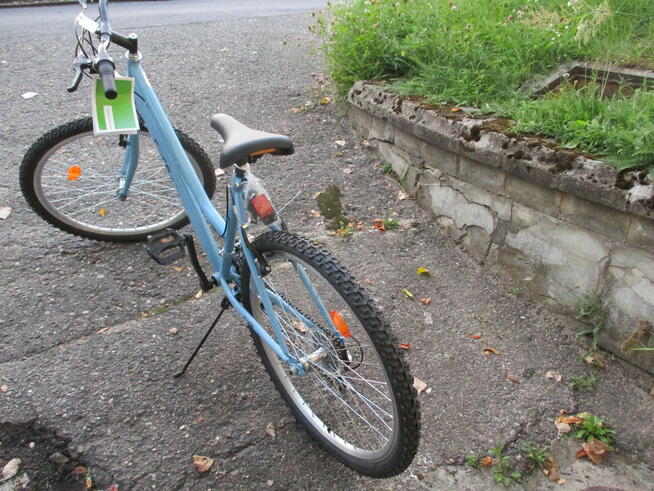 Nowy rower dla młodzieży i dorosłych