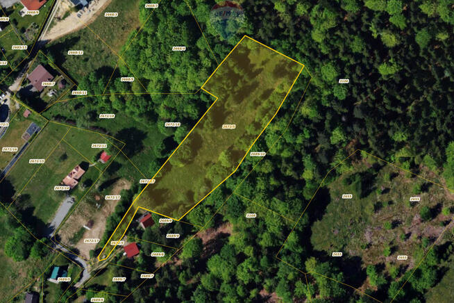 Działka z widokiem na góry Międzybrodzia Żywieckie