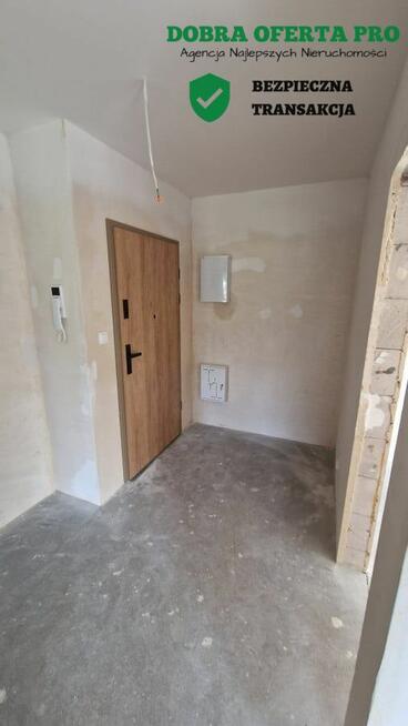 Przestronne mieszkanie w stanie deweloperskim