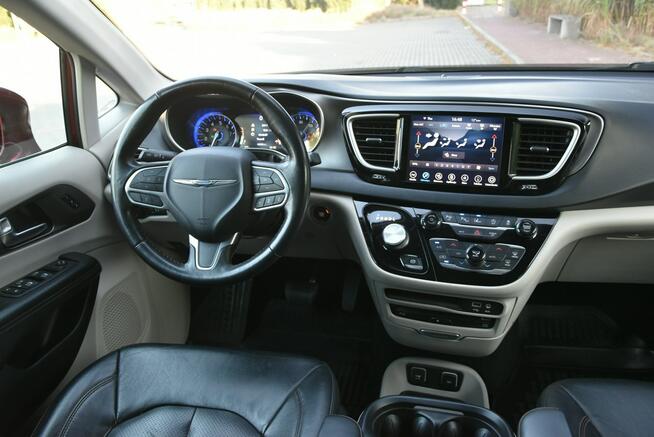 Chrysler Pacifica 3.6 V6 291KM GAZ 2020r. Touring L Plus Skóra Xenon Kamera360 Radar DVD