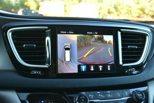 Chrysler Pacifica 3.6 V6 291KM GAZ 2020r. Touring L Plus Skóra Xenon Kamera360 Radar DVD