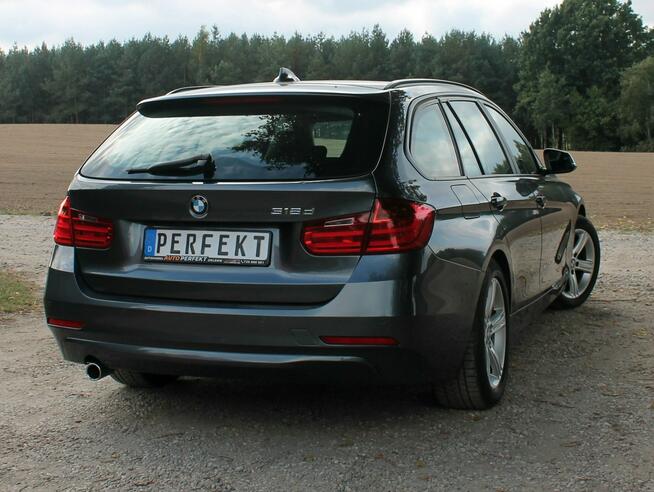BMW 318 F30 F31 2.0 D 143 KM BiXenon NAVI Grzane FOTELE Tempomat EL. Klapa HAK