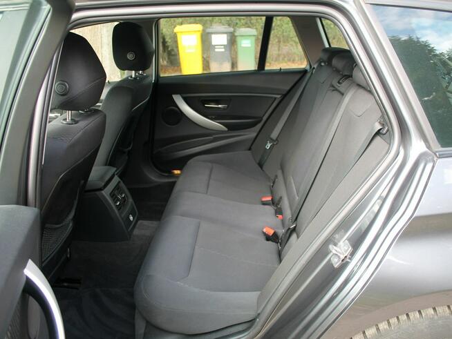 BMW 318 F30 F31 2.0 D 143 KM BiXenon NAVI Grzane FOTELE Tempomat EL. Klapa HAK