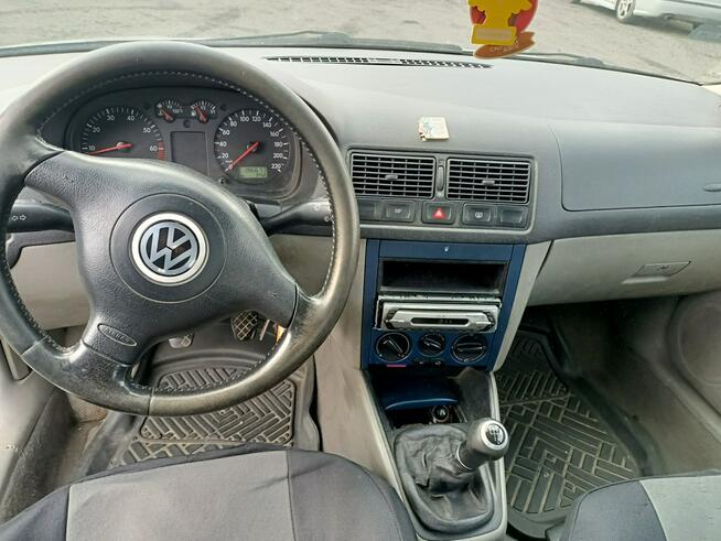 Volkswagen Golf 4 1.4 99r