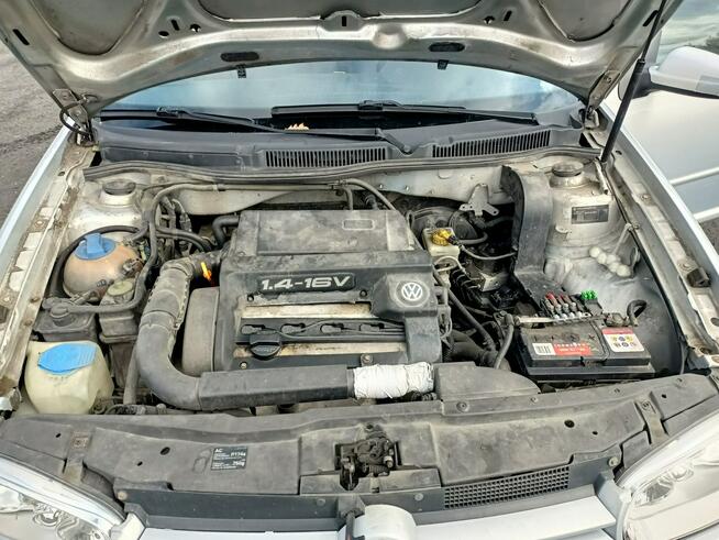 Volkswagen Golf 4 1.4 99r