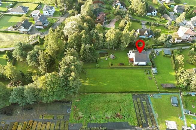 Wyjątkowy dom z dwiema częściami mieszkalnymi