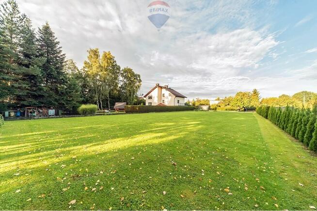 Wyjątkowy dom z dwiema częściami mieszkalnymi