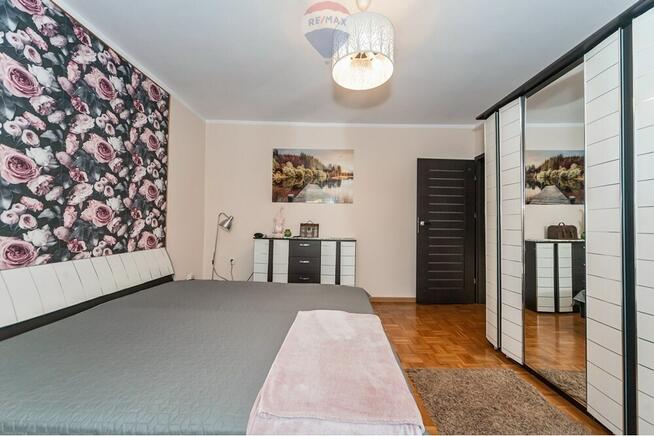 Wyjątkowy dom z dwiema częściami mieszkalnymi