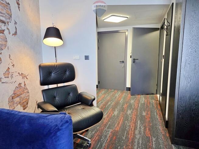 Lokal z możliwością mieszkania – Zakrzówek