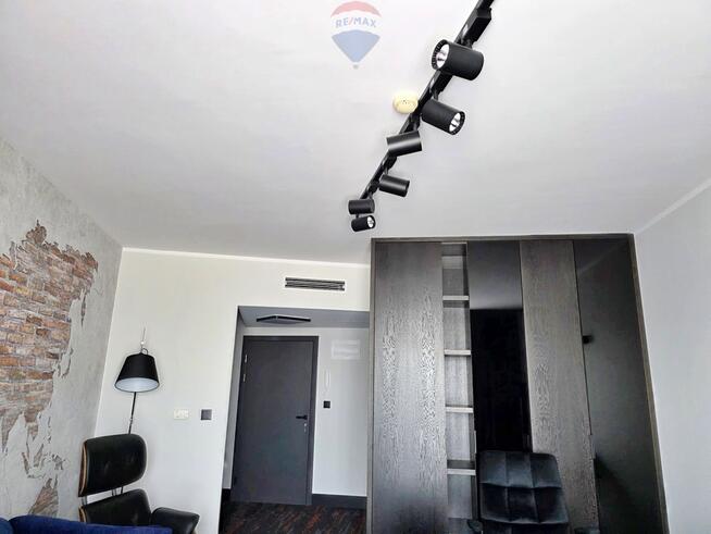 Lokal z możliwością mieszkania – Zakrzówek