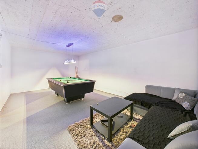 Nowoczesny dom z klimatem – działka ponad 1 ha