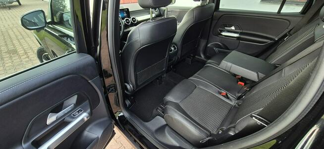 Mercedes GLB cena z opłatami