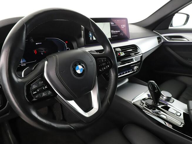 BMW 530 FV23% PHEV full LED skóra virtual cocpit navi kamery 360 el klapa