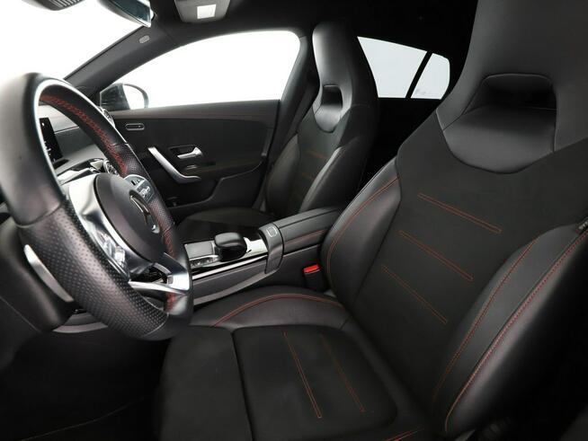 Mercedes CLA 200 automat full LED skóra/alcantara navi kamery grzane fotele