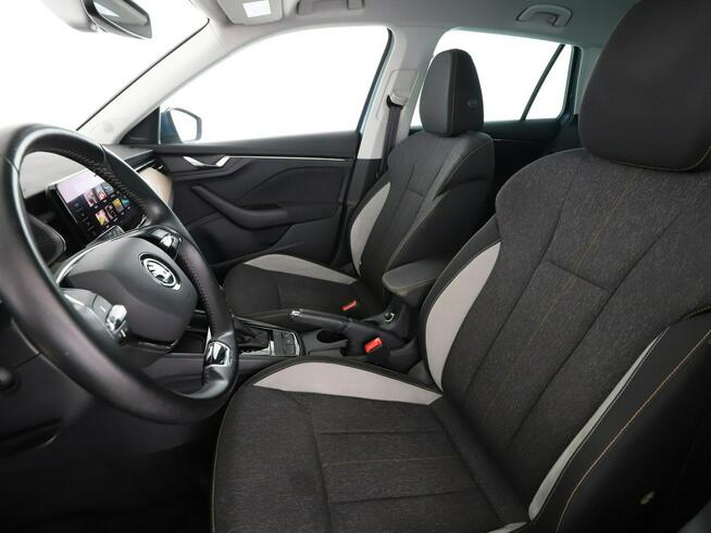 Škoda Kamiq DSG full LED virtual cocpit klima auto navi kamera i czujniki parkowan