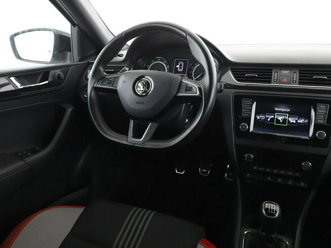 Škoda RAPID xenon klima auto navi grzane fotele kamera i czujniki parkowania