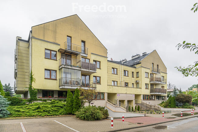 Dwupoziomowe mieszkanie z poddaszem – Pruszków