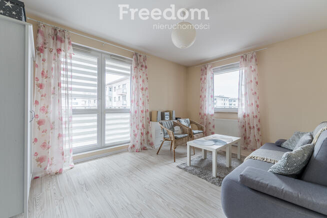 Mieszkanie 2 pokoje z osobną kuchnią, balkon