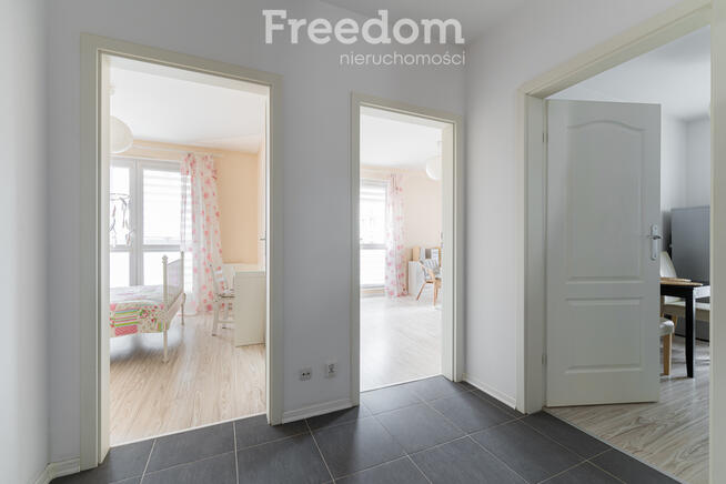 Mieszkanie 2 pokoje z osobną kuchnią, balkon