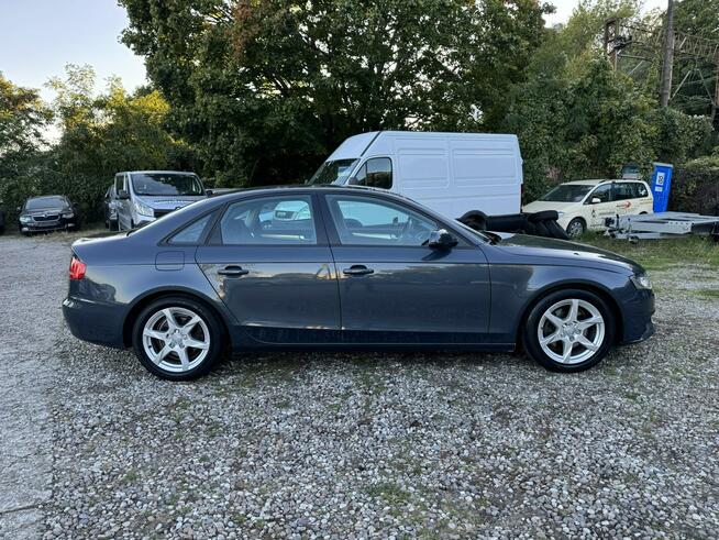 Audi A4 1.8TFSi-160km-Serwis-2-Właściciel-Klimatronik-PDC-Xenony-Dzienne-LED