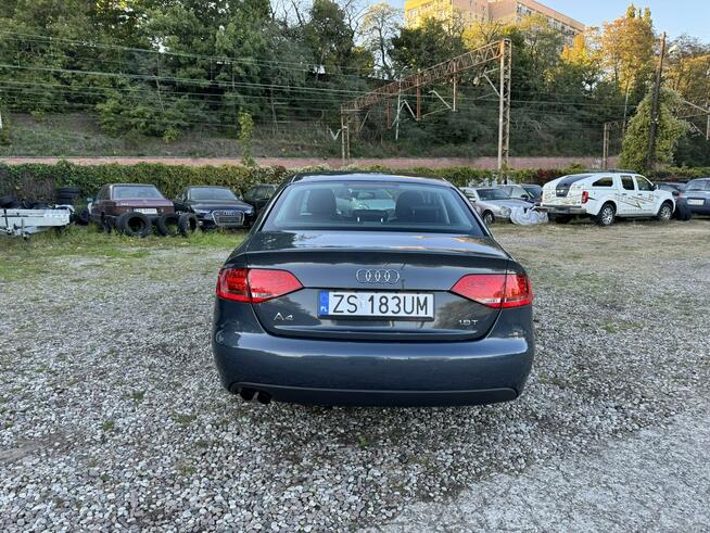 Audi A4 1.8TFSi-160km-Serwis-2-Właściciel-Klimatronik-PDC-Xenony-Dzienne-LED