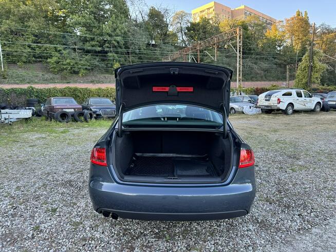 Audi A4 1.8TFSi-160km-Serwis-2-Właściciel-Klimatronik-PDC-Xenony-Dzienne-LED