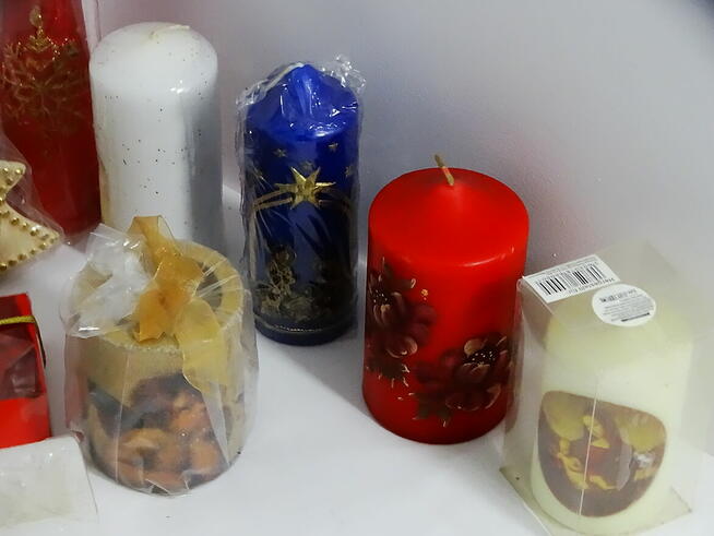 2 świeczniki posrebrzane + 4 świeczki