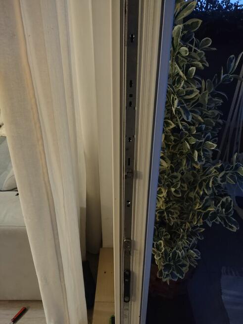 Naprawy okien drzwi PCV