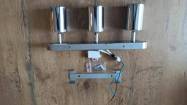 Elegancki kinkiet do wnętrz