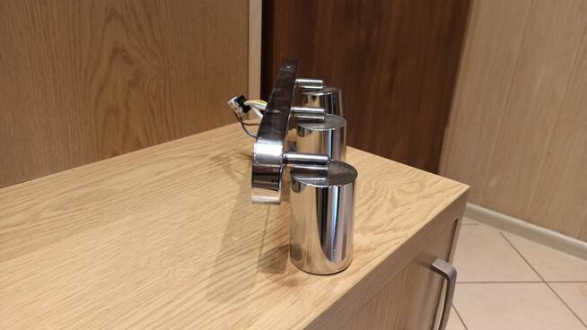 Elegancki kinkiet do wnętrz