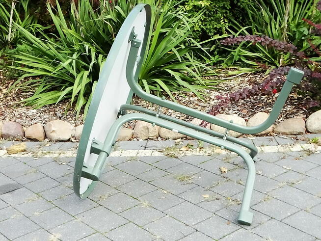 Stolik składany o średnicy 84 cm i wysokości 71 cm