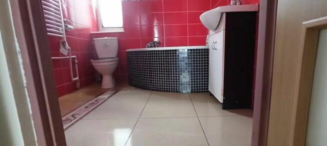 Dom o pow. ponad 200 m2 oddalony od centrum Rusinowa ok. 4km