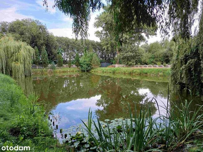 DOLINA BARYCZY, Dom na pięknej działce z własnym stawem