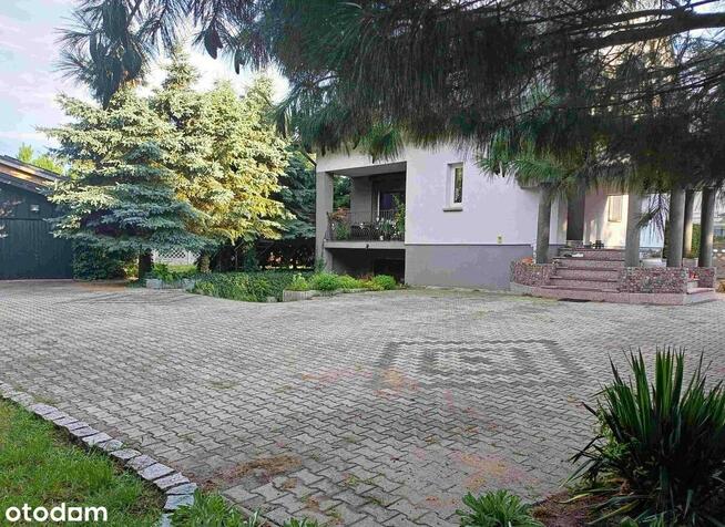 DOLINA BARYCZY, Dom na pięknej działce z własnym stawem