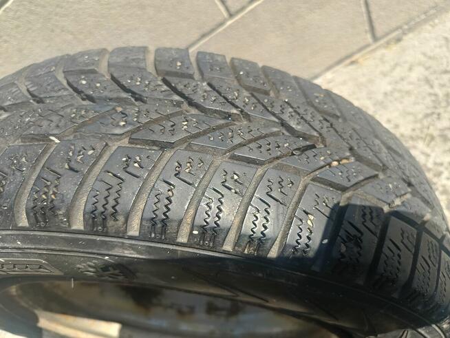 Opony zimowe z felgami R13